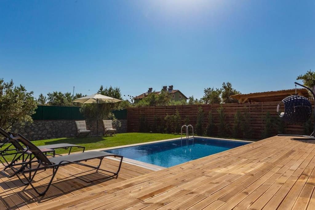 Villa Zeytin Havuzlu Jakuzili Фетхіє Екстер'єр фото